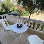 White Apartman *
