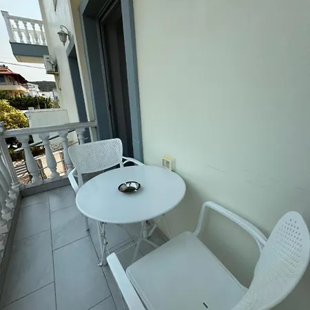 White Apartment Ksamil