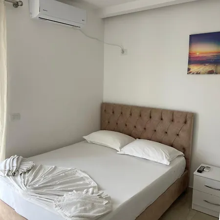 Apartment White Ksamil
