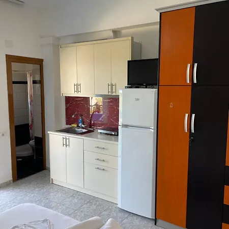 Apartment White Ksamil